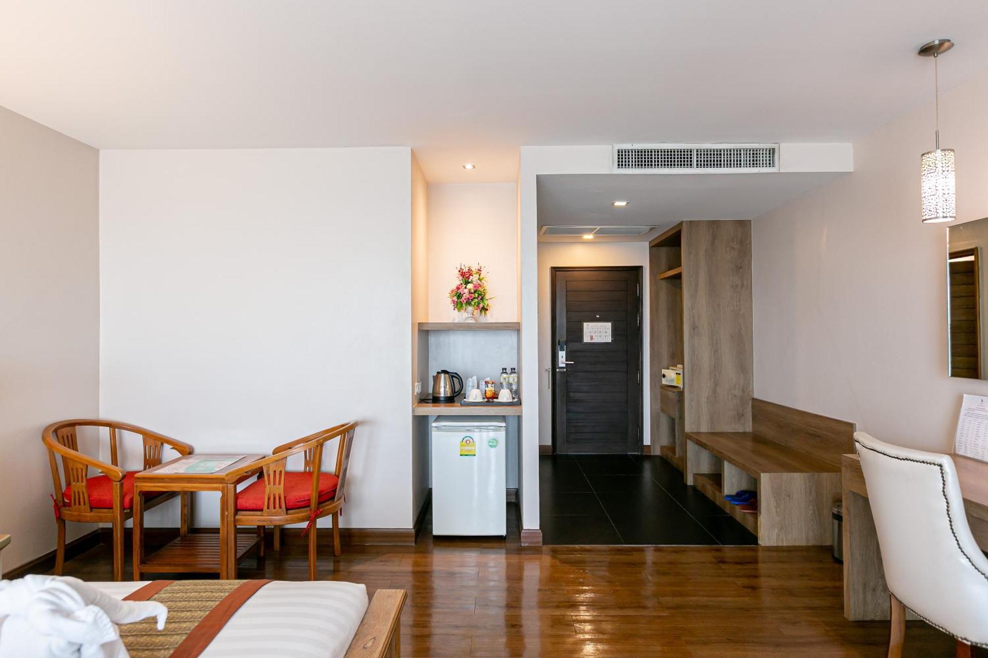 Grand Ratchapruek Hotel Pak Kret Luaran gambar
