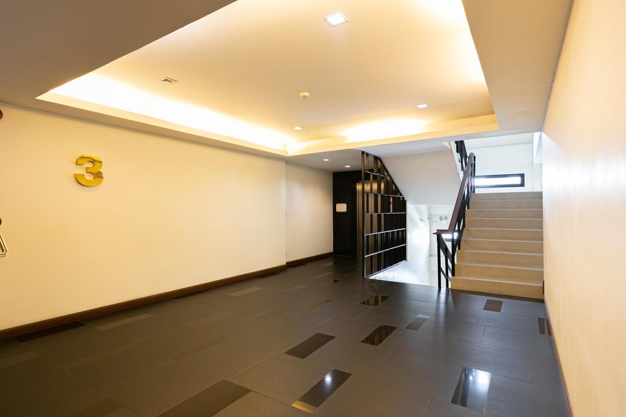 Grand Ratchapruek Hotel Pak Kret Luaran gambar